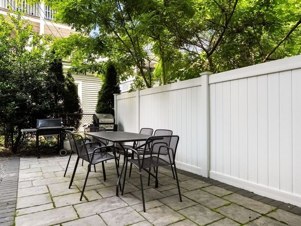 156A South 1L, Boston MA 02130