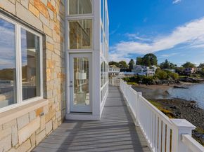 89 Naugus Ave, Marblehead MA 01945