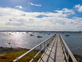89 Naugus Ave, Marblehead MA 01945
