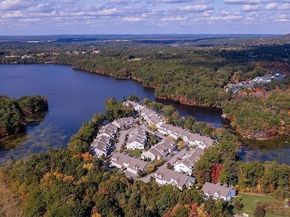 14 Iris Ct 14, Canton MA 02021