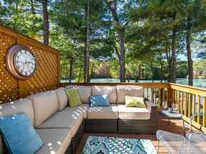 14 Iris Ct 14, Canton MA 02021