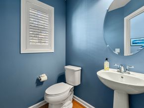 14 Iris Ct 14, Canton MA 02021