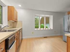 7 Preacher Road 7, Milton MA 02186