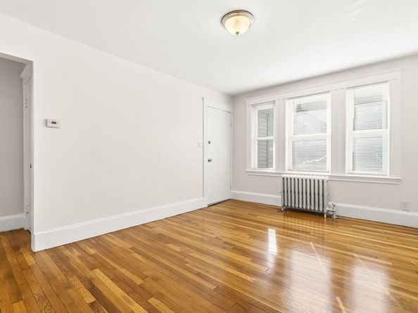 68 Atlantic St, Quincy MA 02171