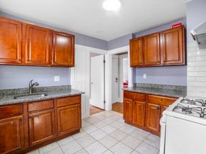 68 Atlantic St, Quincy MA 02171