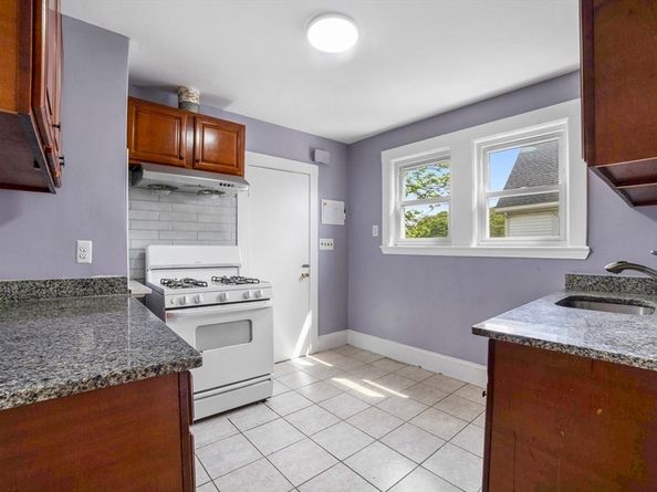 68 Atlantic St, Quincy MA 02171