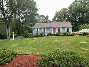 39 Woodbury Rd, Southborough MA 01772