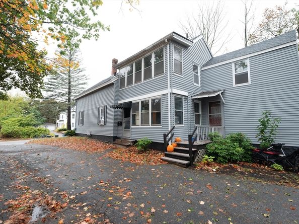 39 Laurel St, Leominster MA 01453