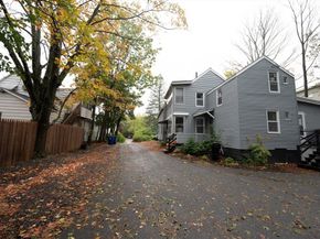 39 Laurel St, Leominster MA 01453