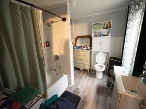 39 Laurel St, Leominster MA 01453