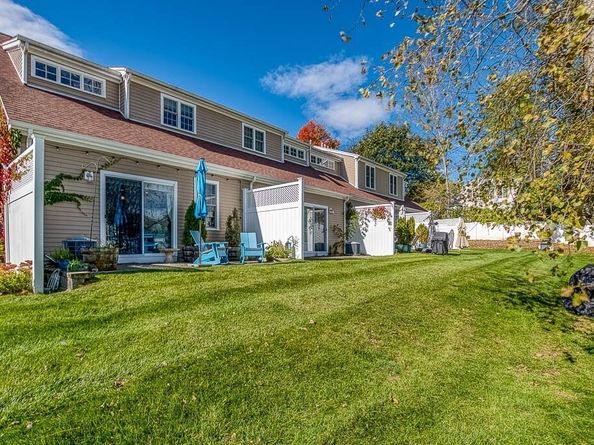 70 Endicott Street 404, Norwood MA 02062