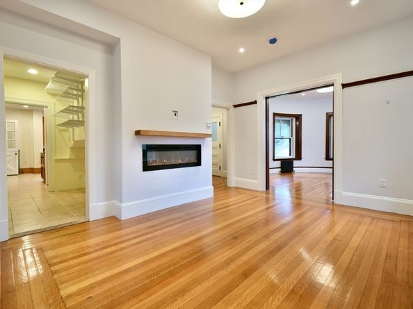 141 Beacon St, Boston MA 02136
