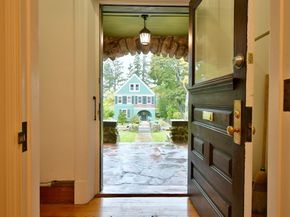 141 Beacon St, Boston MA 02136