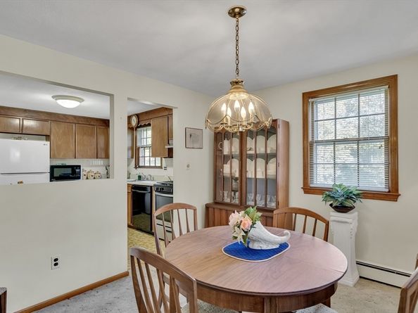 42 Grapevine Avenue, Lexington MA 02421
