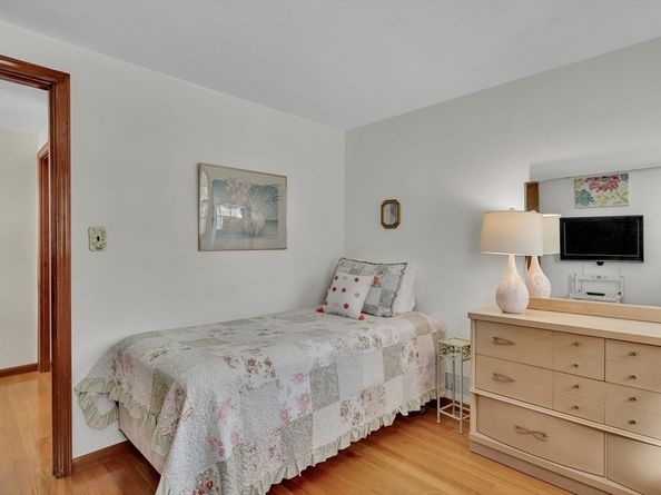 42 Grapevine Avenue, Lexington MA 02421