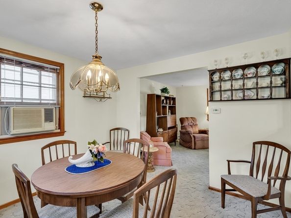 42 Grapevine Avenue, Lexington MA 02421