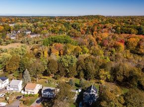 42 Grapevine Avenue, Lexington MA 02421