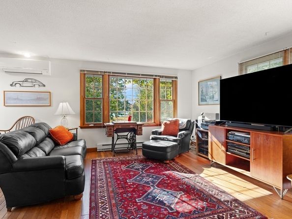 109 Riverview Rd, Gloucester MA 01930