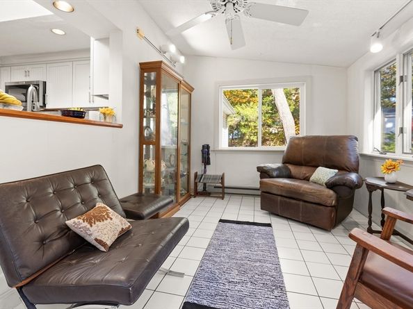 109 Riverview Rd, Gloucester MA 01930