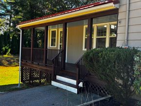 34 Montclair Ave, Pembroke MA 02359