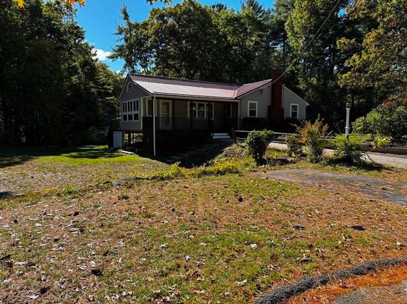 34 Montclair Ave, Pembroke MA 02359