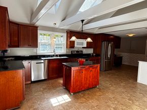 34 Montclair Ave, Pembroke MA 02359