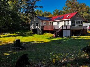 34 Montclair Ave, Pembroke MA 02359