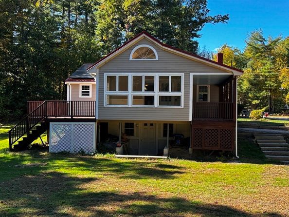 34 Montclair Ave, Pembroke MA 02359