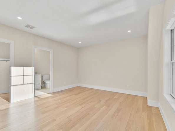 1266 South Street, Needham MA 02492