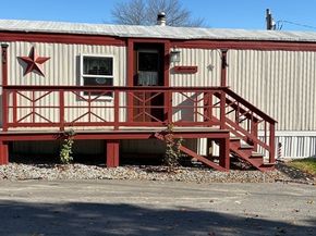 557 Southwest Cutoff 17, Worcester MA 01607