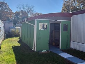 557 Southwest Cutoff 17, Worcester MA 01607