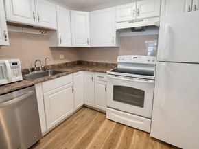 15 Weld St 18, Framingham MA 01702