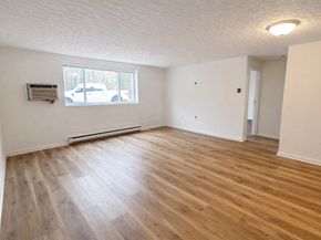 15 Weld St 18, Framingham MA 01702