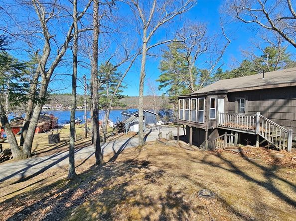 38 Beach, Sturbridge MA 01566