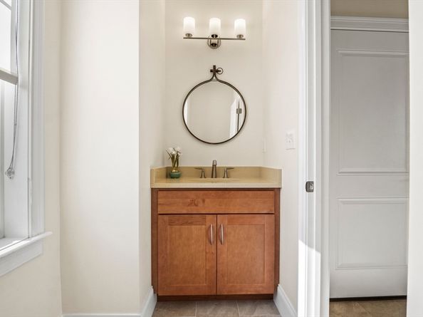 16 Winning Farm Road 16, Woburn MA 01801