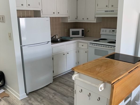 18 Glencoe Street 42, Boston MA 02135