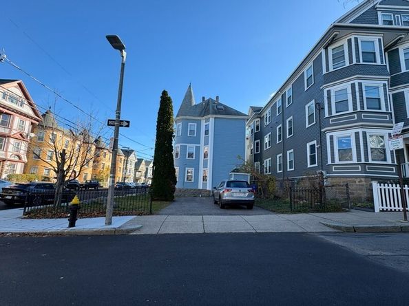 91-93 Calumet, Boston MA 02120