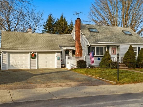 19 Jefferson Drive, Norwood MA 02062