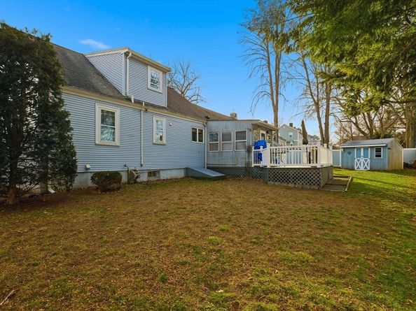 19 Jefferson Drive, Norwood MA 02062