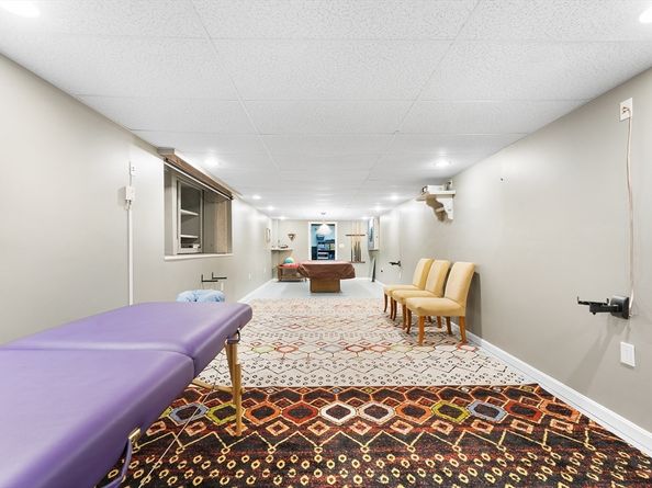 107 Old Mill Rd, Harvard MA 01451