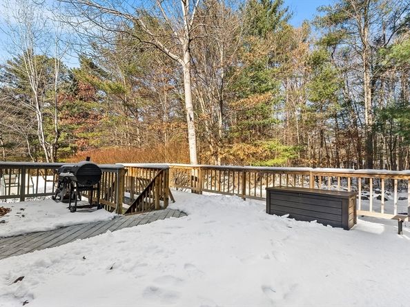 107 Old Mill Rd, Harvard MA 01451