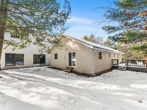 107 Old Mill Rd, Harvard MA 01451