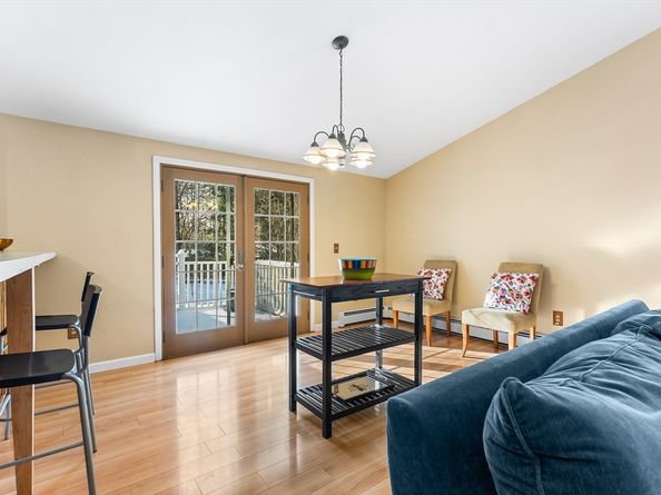 107 Old Mill Rd, Harvard MA 01451