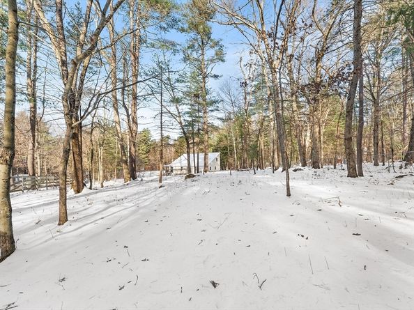 107 Old Mill Rd, Harvard MA 01451