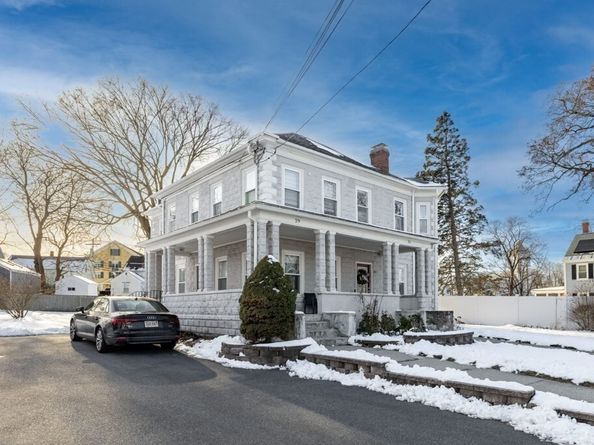 29-31 Middlesex St 1, Chelmsford MA 01863