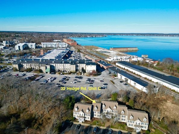 32 Hedge Rd C, Plymouth MA 02360
