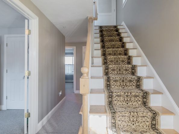 32 Hedge Rd C, Plymouth MA 02360