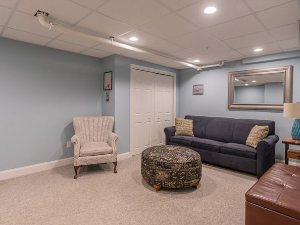 32 Hedge Rd C, Plymouth MA 02360