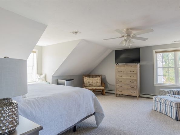 32 Hedge Rd C, Plymouth MA 02360