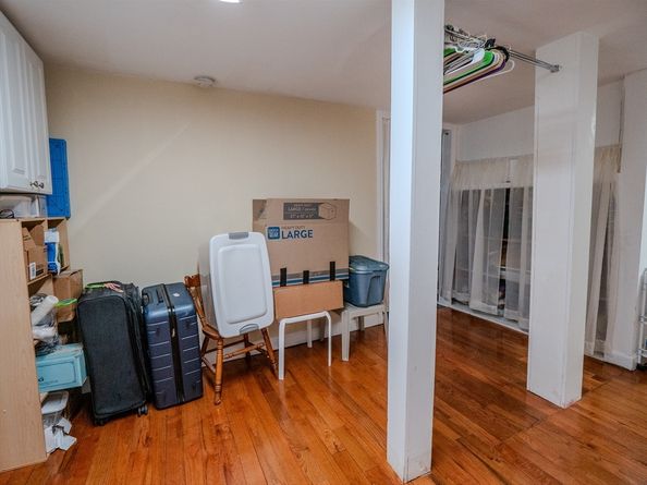 2 Hillside Ave, Somerville MA 02145